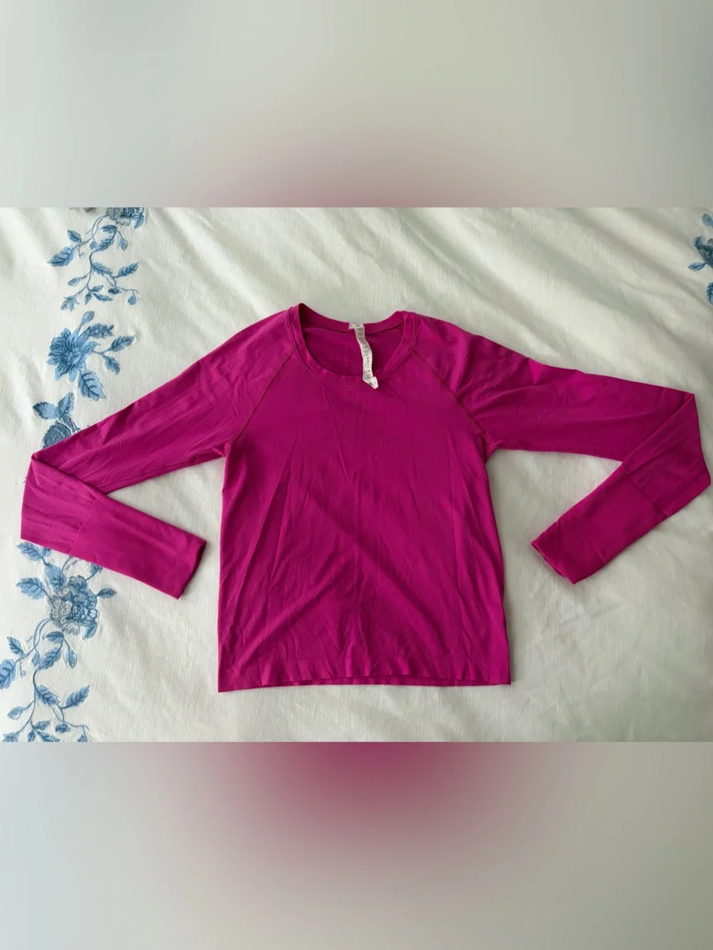 lululemon athletica Swiftly tech long sleeve cropped top